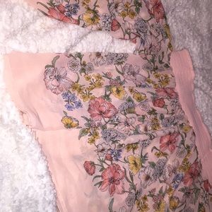 Women’s Forever 21 sheer floral top